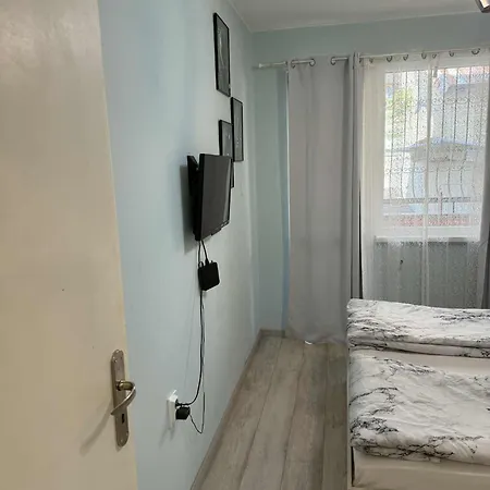 Spacious 2-room Flat Near Metro Mall