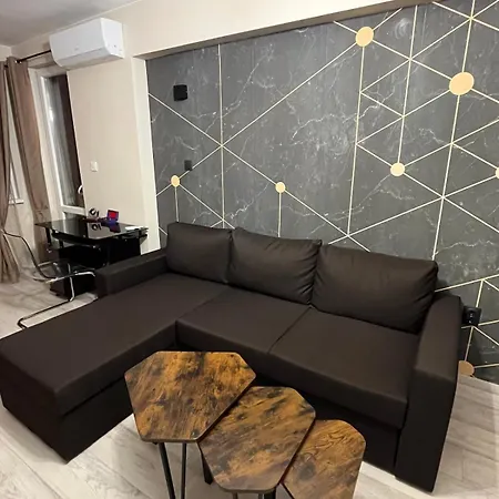 Spacious 2-room Flat Near Metro Mall Апартамент София