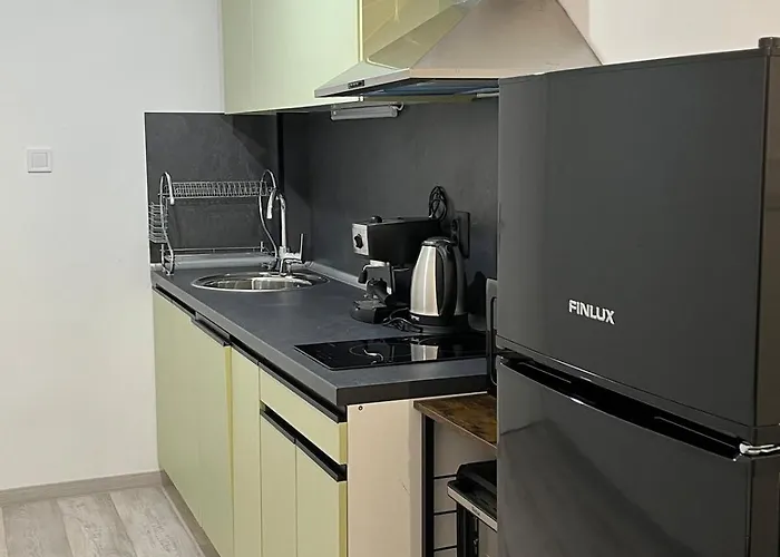 شقة Spacious 2-room Flat Near Metro Mall