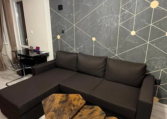 Spacious 2-room Flat Near Metro Mall * صوفيا