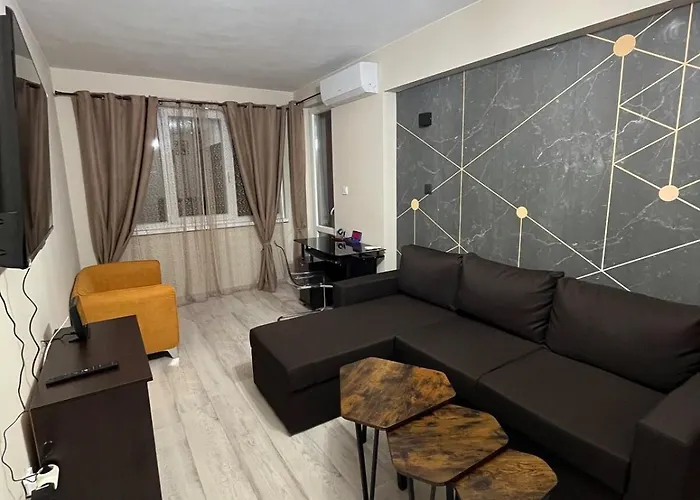 Spacious 2-room Flat Near Metro Mall صوفيا