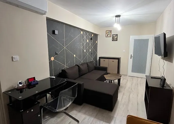 شقة Spacious 2-room Flat Near Metro Mall صوفيا
